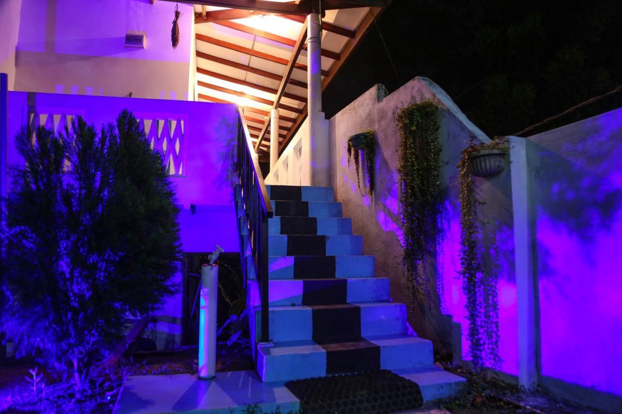 לינה וארוחת בוקר מיריסה Sajana Ocean Hill מראה חיצוני תמונה